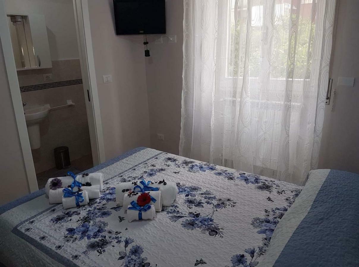 Velia B&B Gaeta Exteriör bild