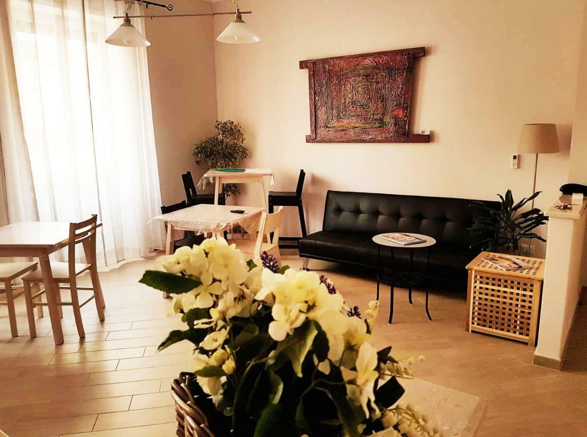 Velia B&B Gaeta Exteriör bild