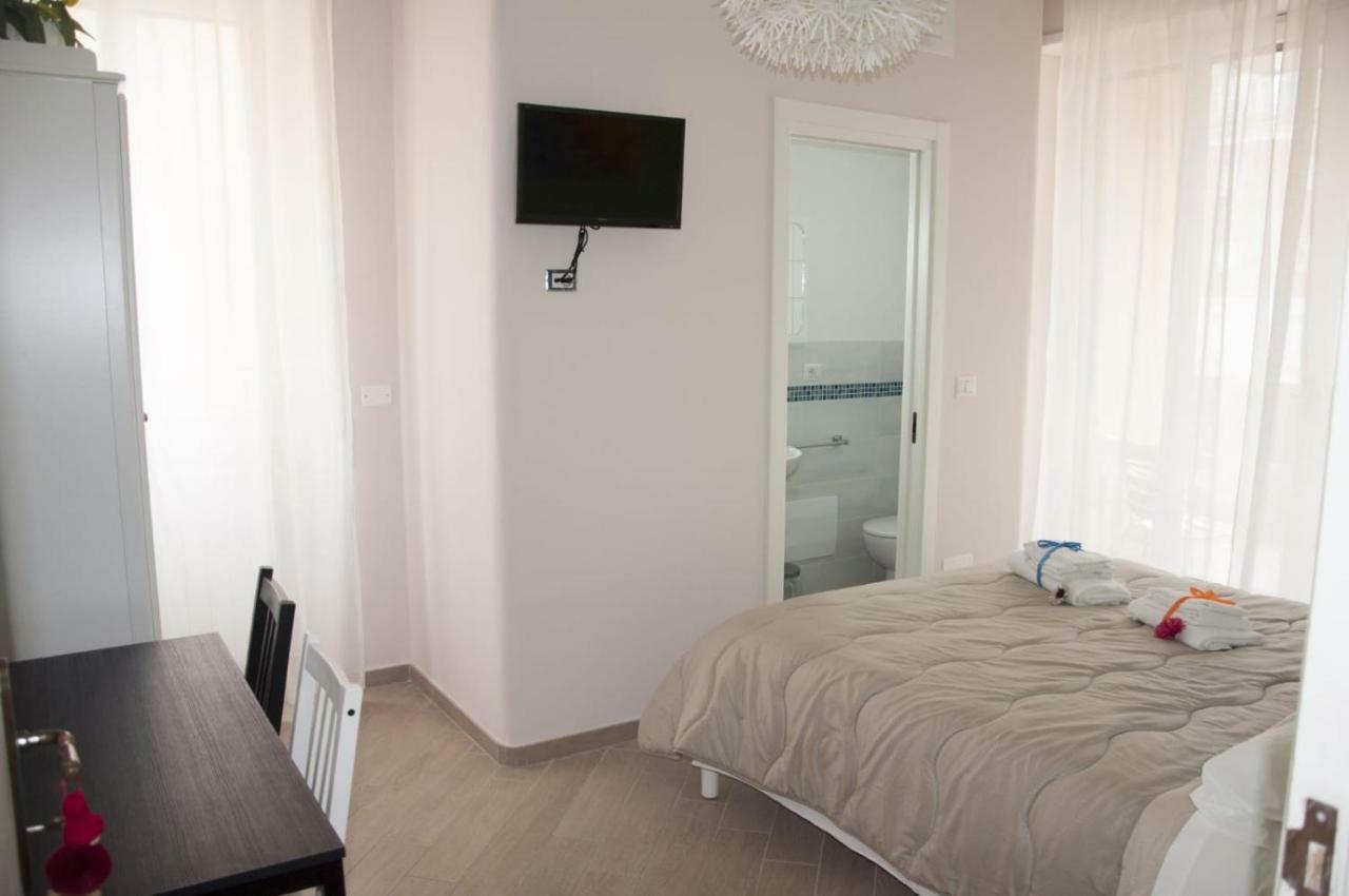 Velia B&B Gaeta Exteriör bild