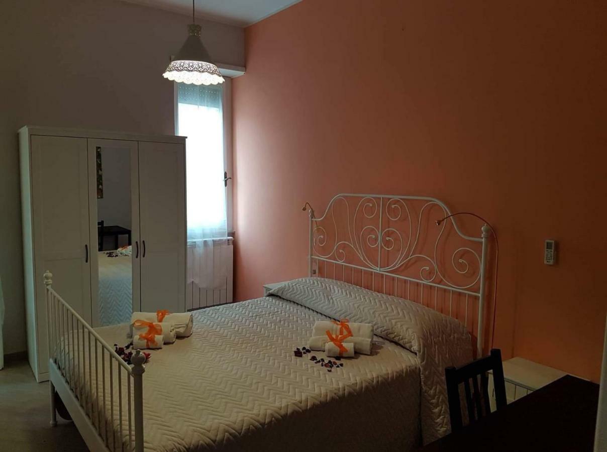 Velia B&B Gaeta Exteriör bild