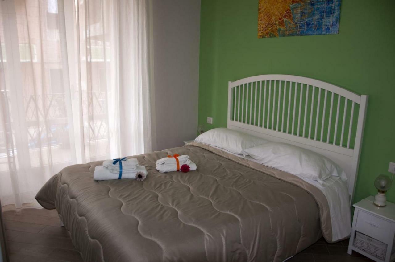 Velia B&B Gaeta Exteriör bild